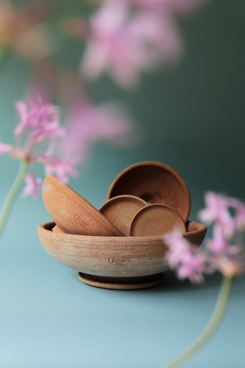 Bergs Potter Ada Kruka med Fat Ø 30 cm, Rosa - Azalea Home