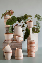 Bergs Potter Julie Kruka med Fat Ø25 cm, Rosa - Azalea Home