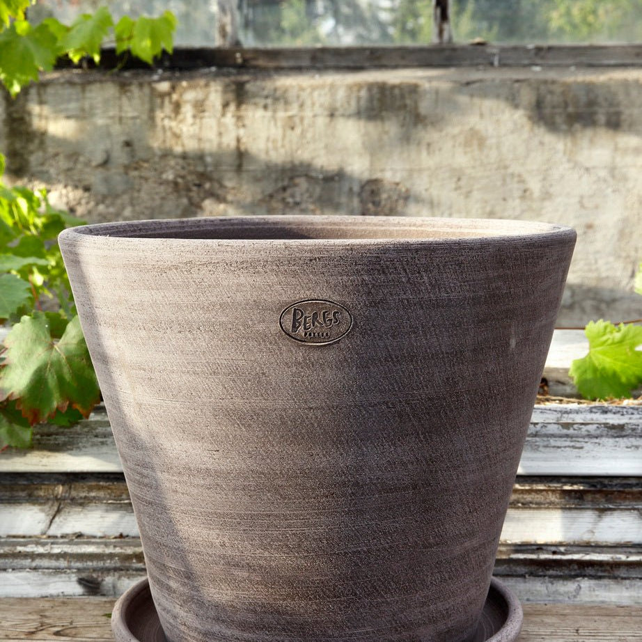 Bergs Potter Julie Kruka med Fat Ø40 cm, Grå - Azalea Home