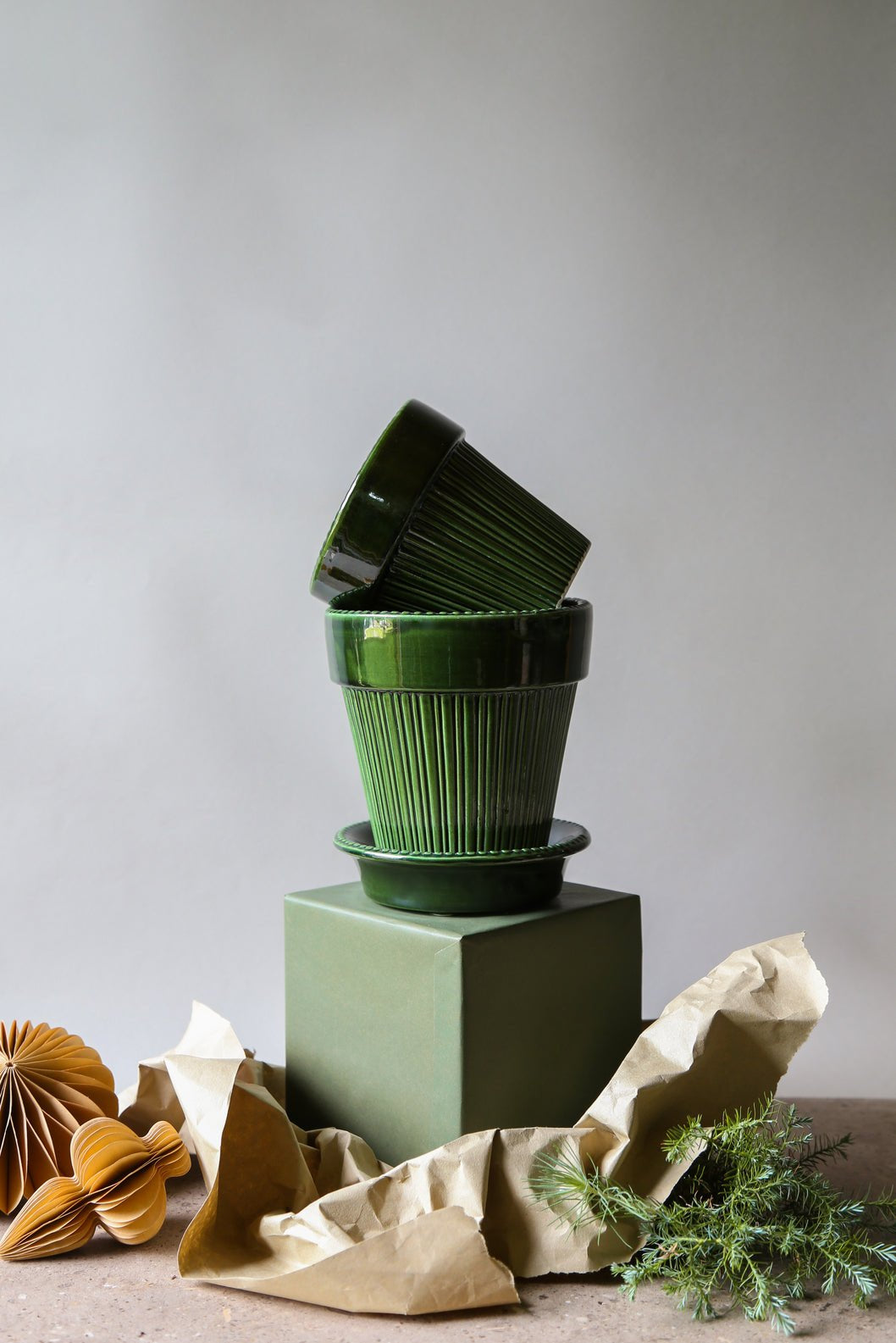 Bergs Potter Simona Kruka med Fat Ø18cm, Grön - Azalea Home