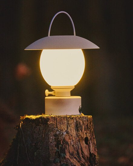 By Rydéns Castro bordslampa sandbeige USB IP44 - Azalea Home