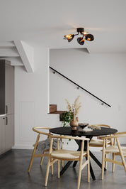 By Rydéns Turno plafond Ø66 cm svart/guld - Azalea Home