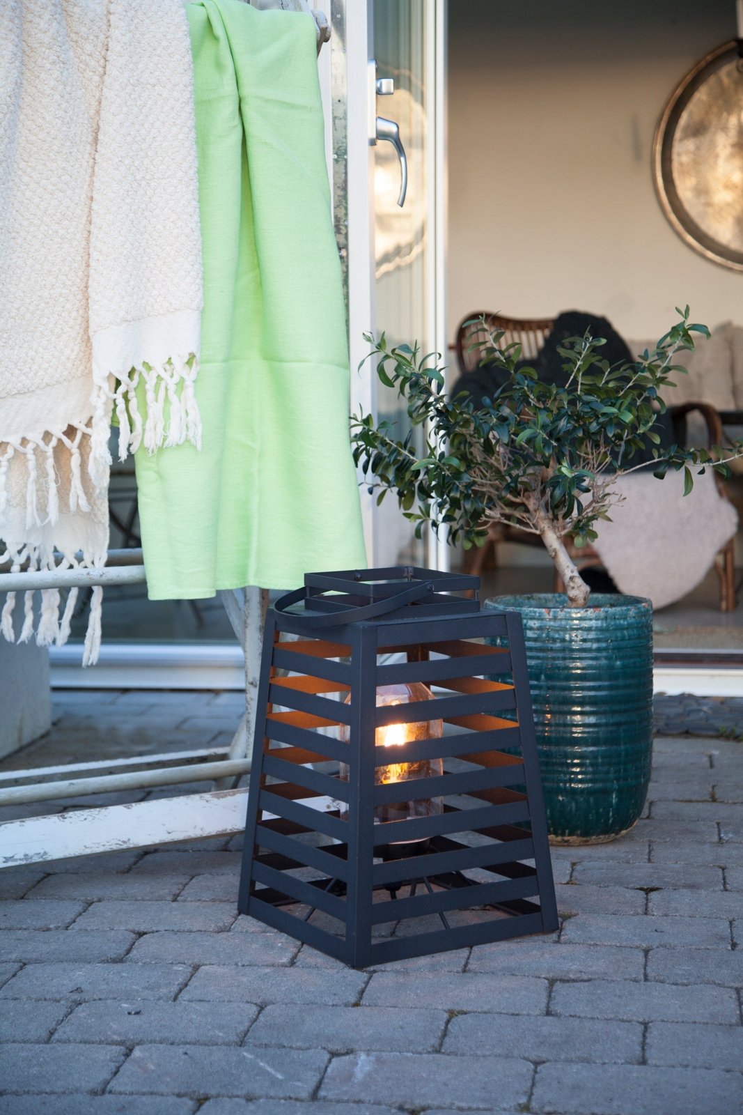 By Rydéns Yankton bord/golvlampa IP44 sandsvart - Azalea Home