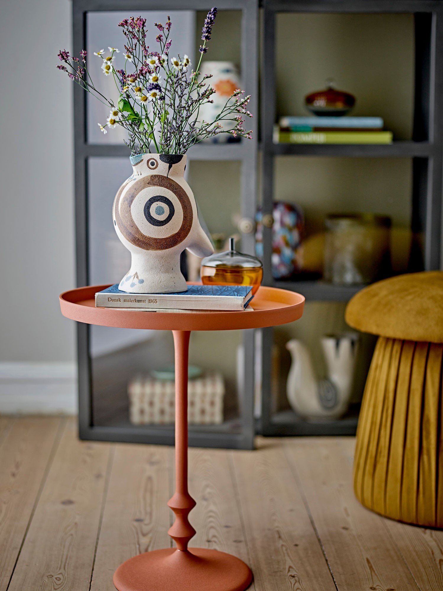 Anjou Sidobord, Orange