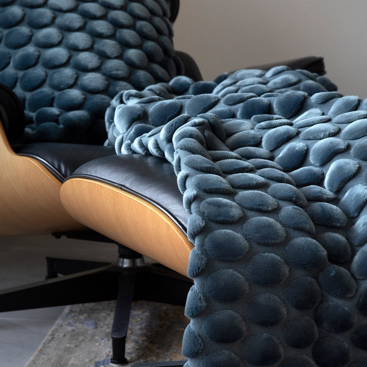 Ceannis Egg Pläd 130x170cm, Petrol - Azalea Home