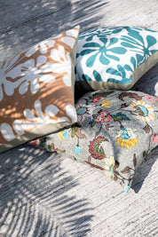Ceannis Flower Linen Kuddfodral 50x50cm, Grå - Azalea Home