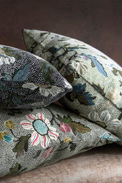Ceannis Flower Linen Kuddfodral 50x50cm, Mjuk grön - Azalea Home