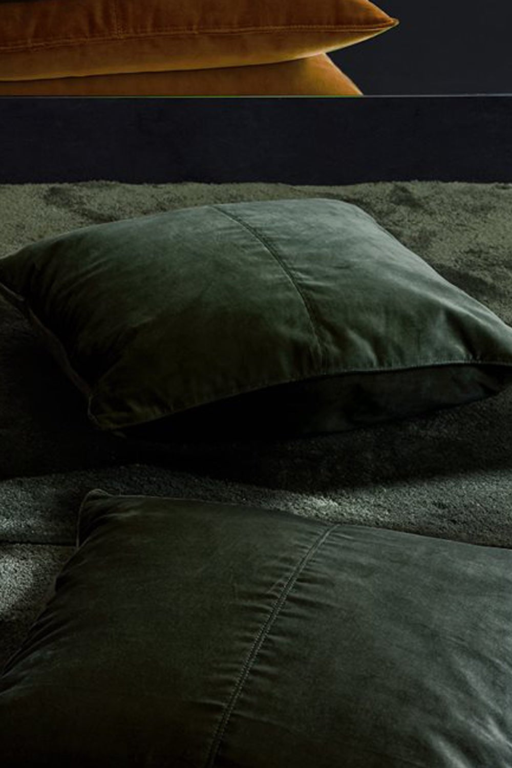 Ceannis Velvet Kuddfodral 50x50cm, New Dark Green - Azalea Home