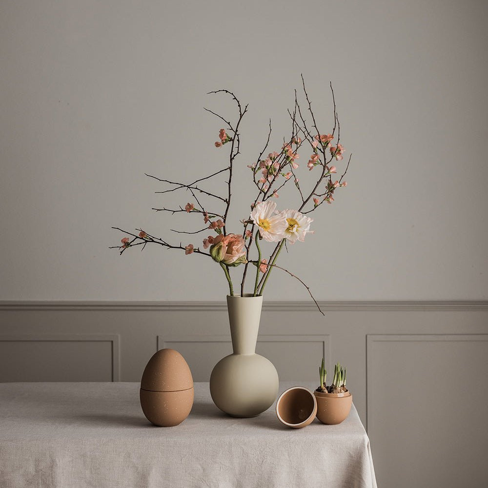 Cooee Design Bonbonniere Påskägg 18cm, Café Au Lait - Azalea Home