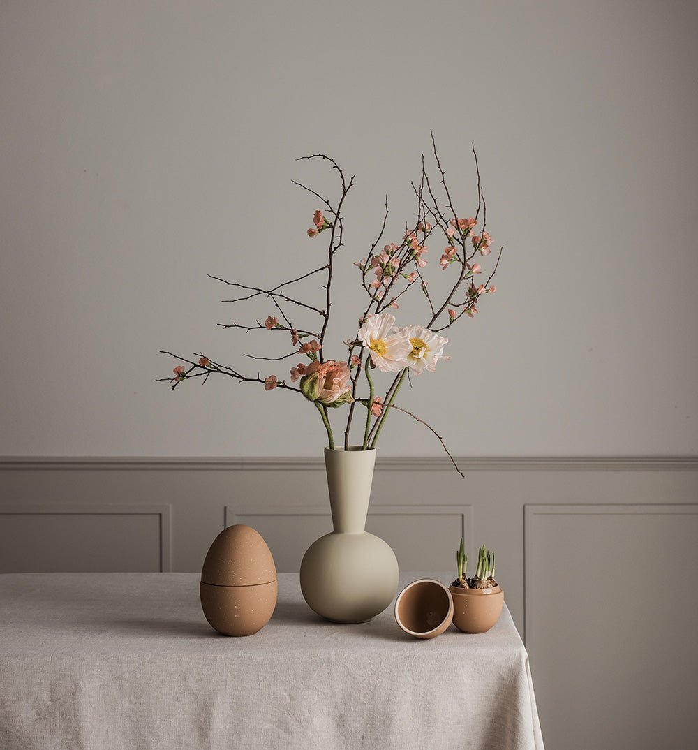 Cooee Design Bonbonniere Påskägg 18cm, Café Au Lait - Azalea Home