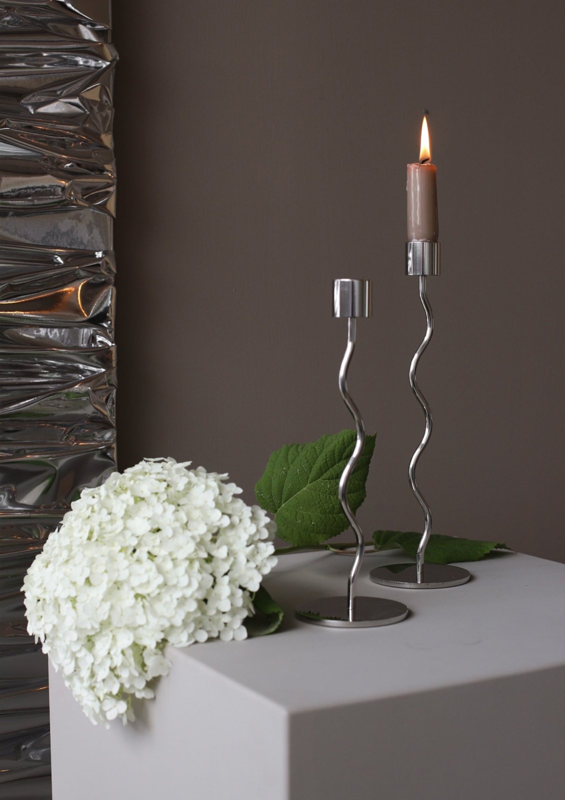 Cooee Design Curved Ljusstake 23cm, Stål - Azalea Home