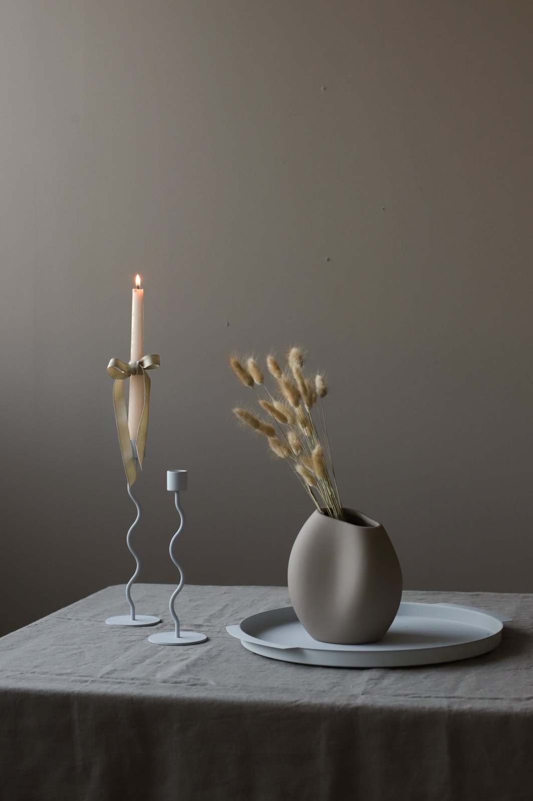 Cooee Design Curved Ljusstake 26cm, Pale Blue - Azalea Home