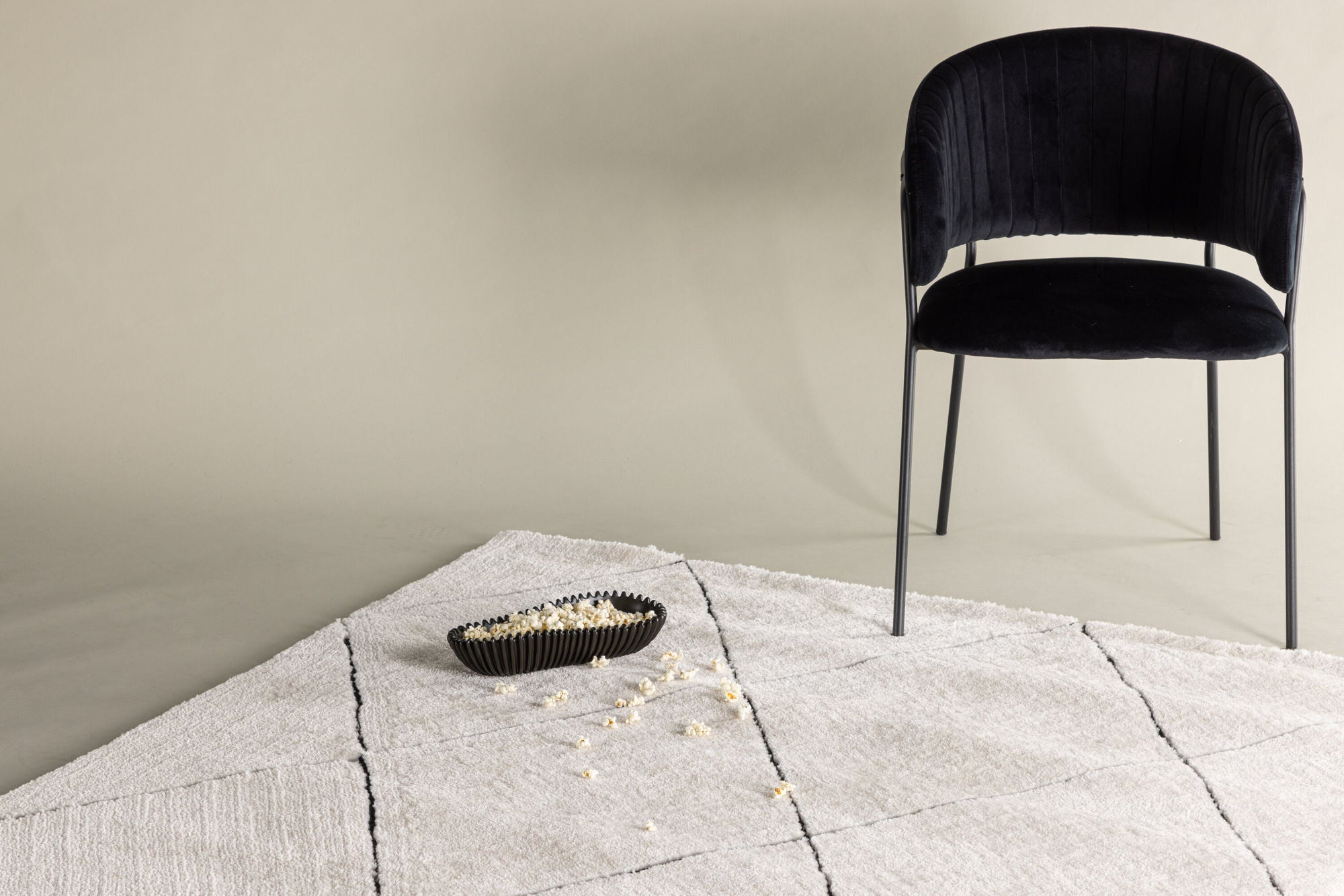 Patrik Matta 290x200, Vit