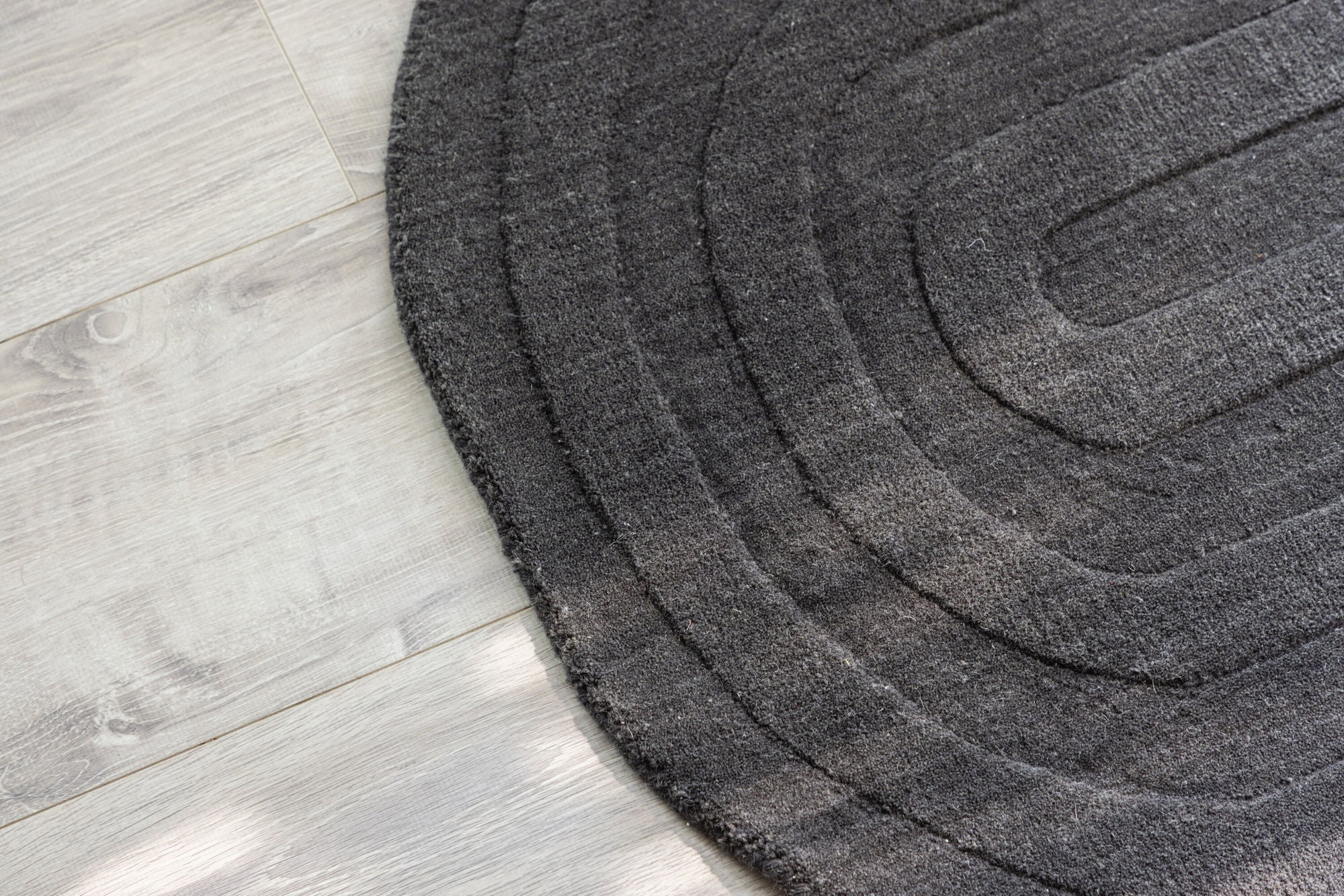 Nora Ullmatta Halvmåne 50x80, Grå