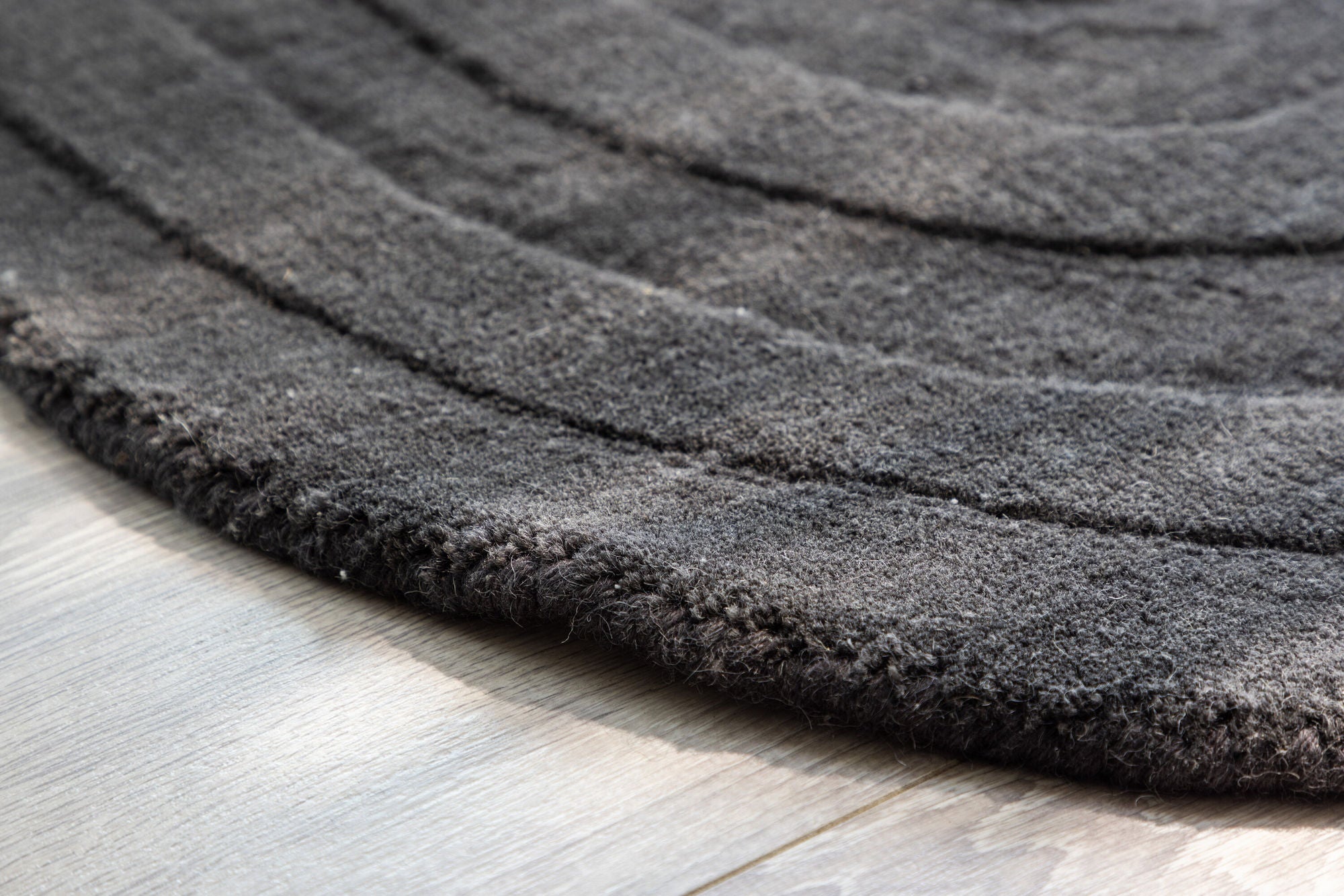 Nora Ullmatta Halvmåne 50x80, Grå