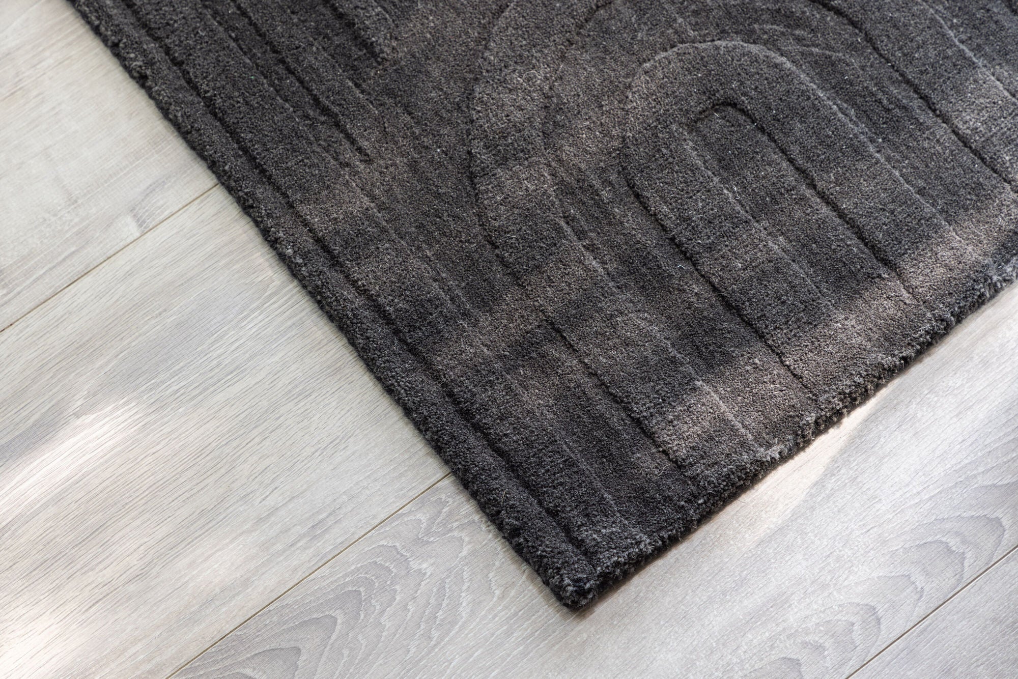 Nora Ullmatta 50x80, Grå