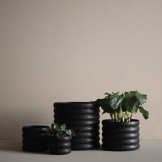 MUD Kruka Medium Ø14, Svart