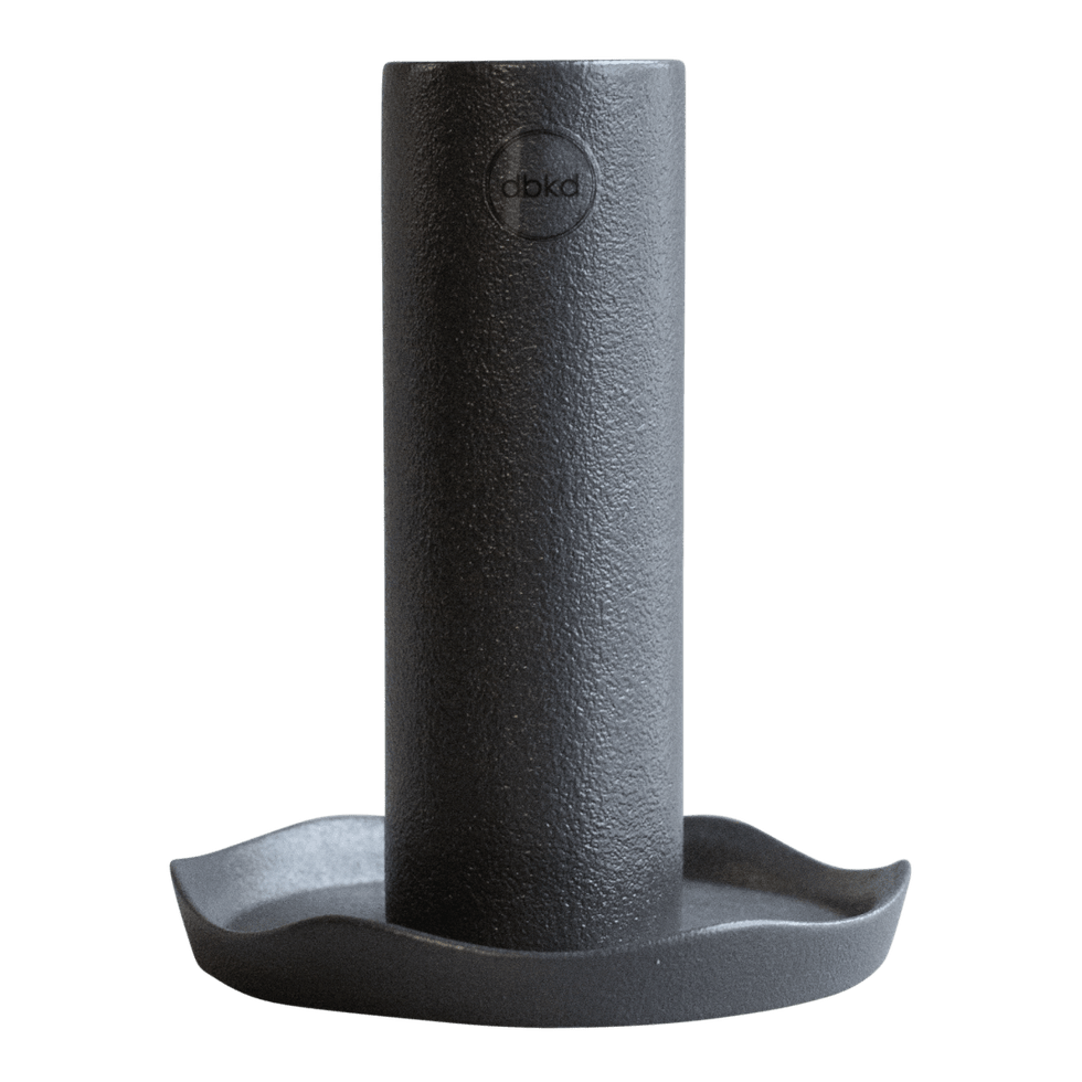 dbkd_cutout_wave_cast_iron_vase_s.png
