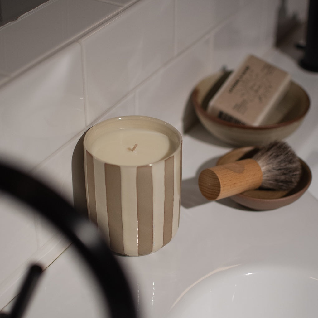 BURN Doftljus 260g, Stripe Creme