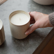 BURN Doftljus 260g, Shiny Creme
