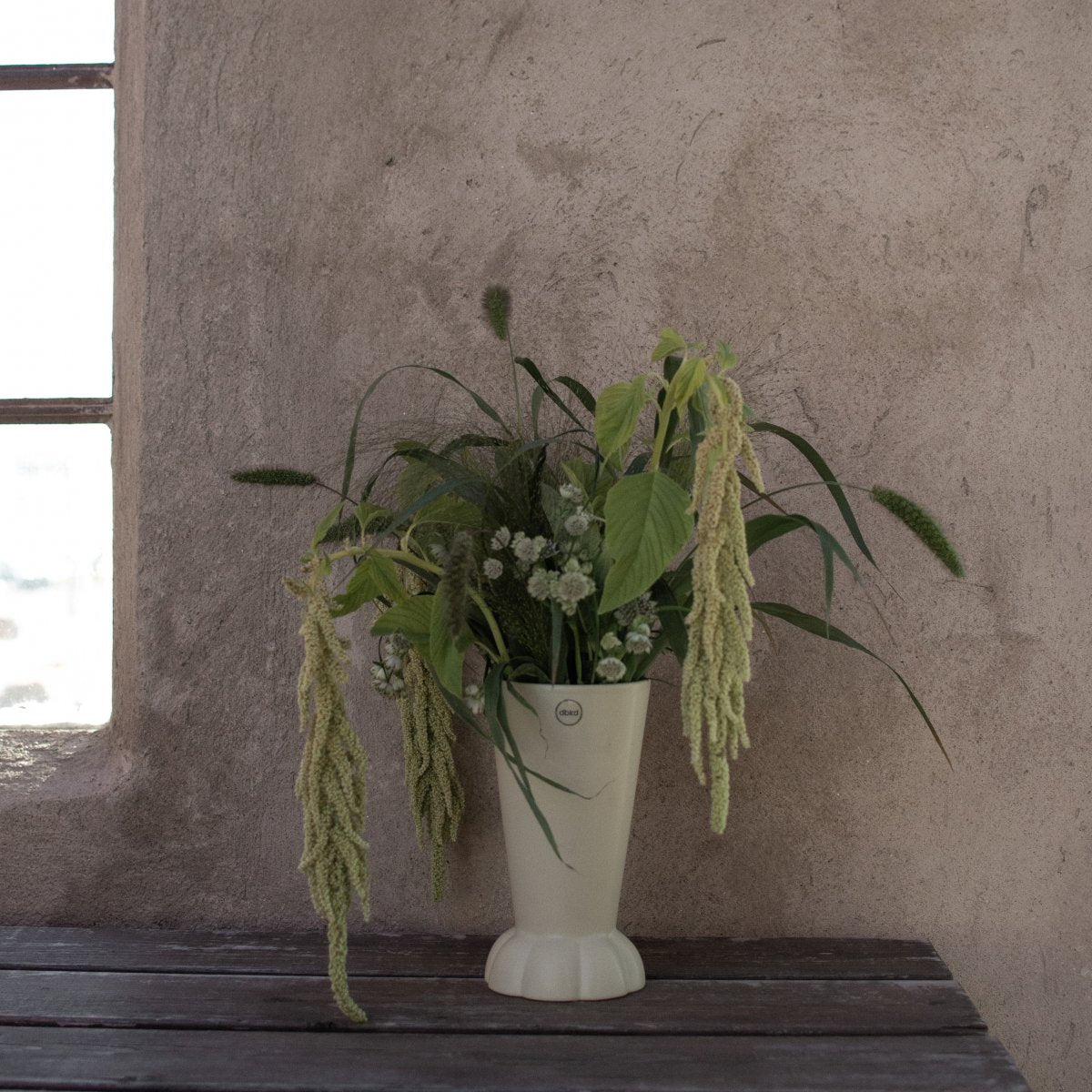FLORA Vas, Creme