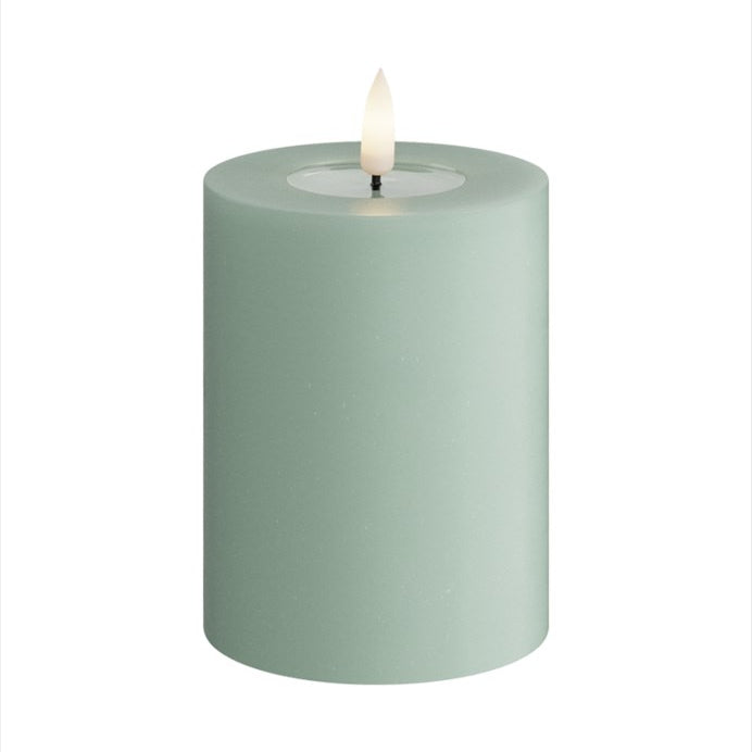 Deluxe Homeart LED Blockljus Sage Green 7,5x10 cm - Azalea Home
