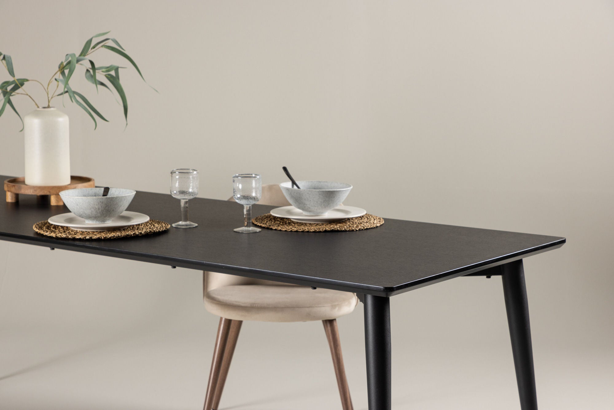 Astrid Matbord 230cm, Svart