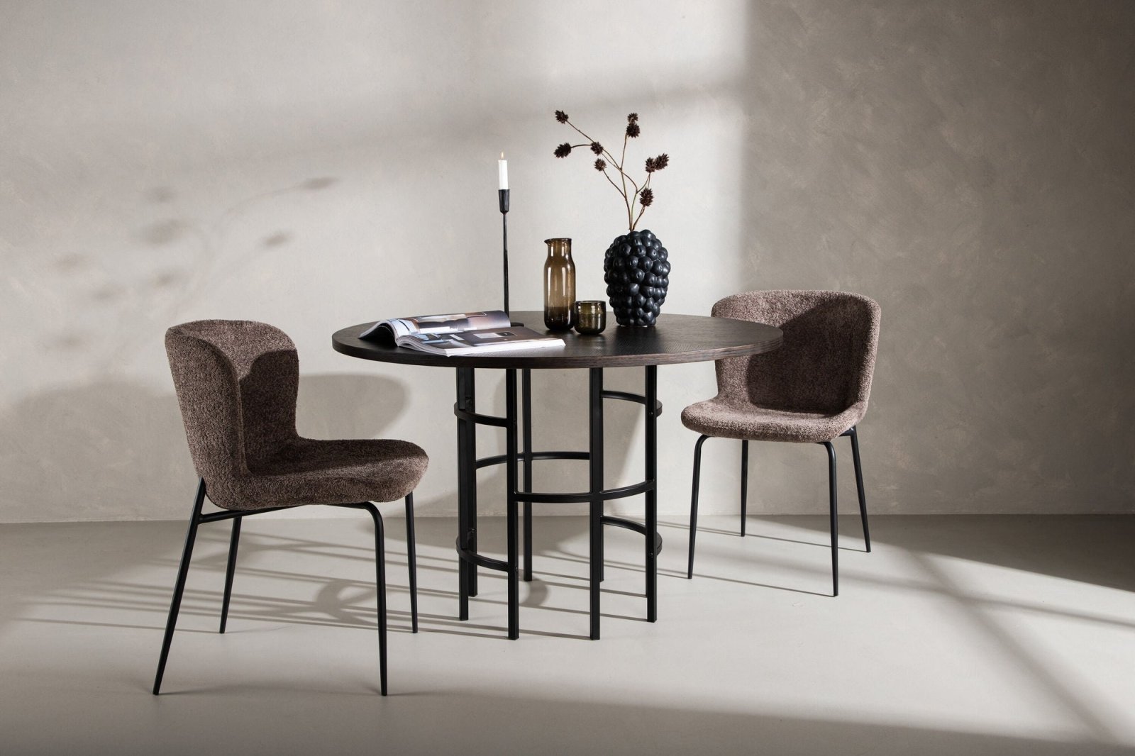 Furniture Fashion Copenhagen Matbord Ø115, Mocca - Azalea Home