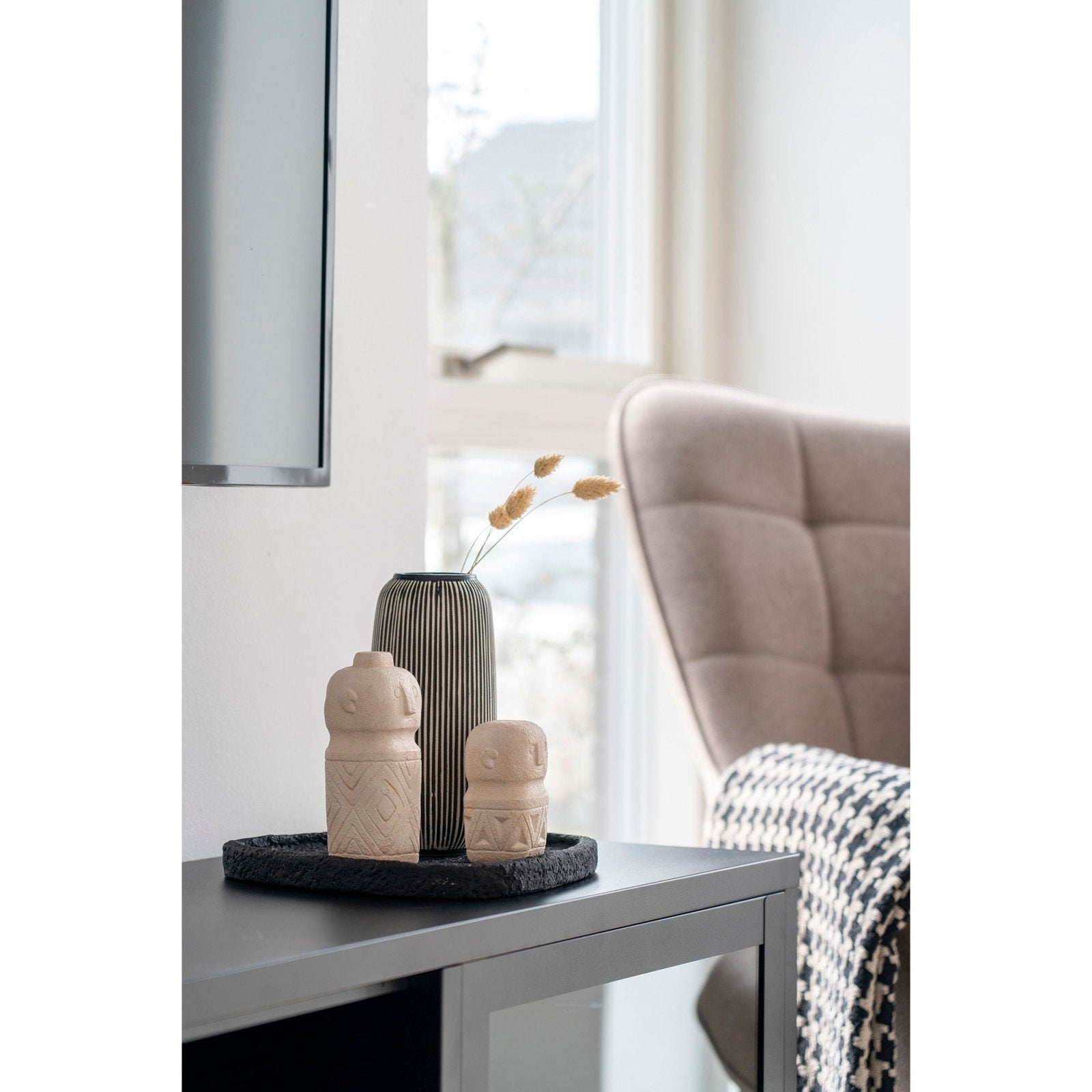 House Nordic Bricka, Svart - Azalea Home