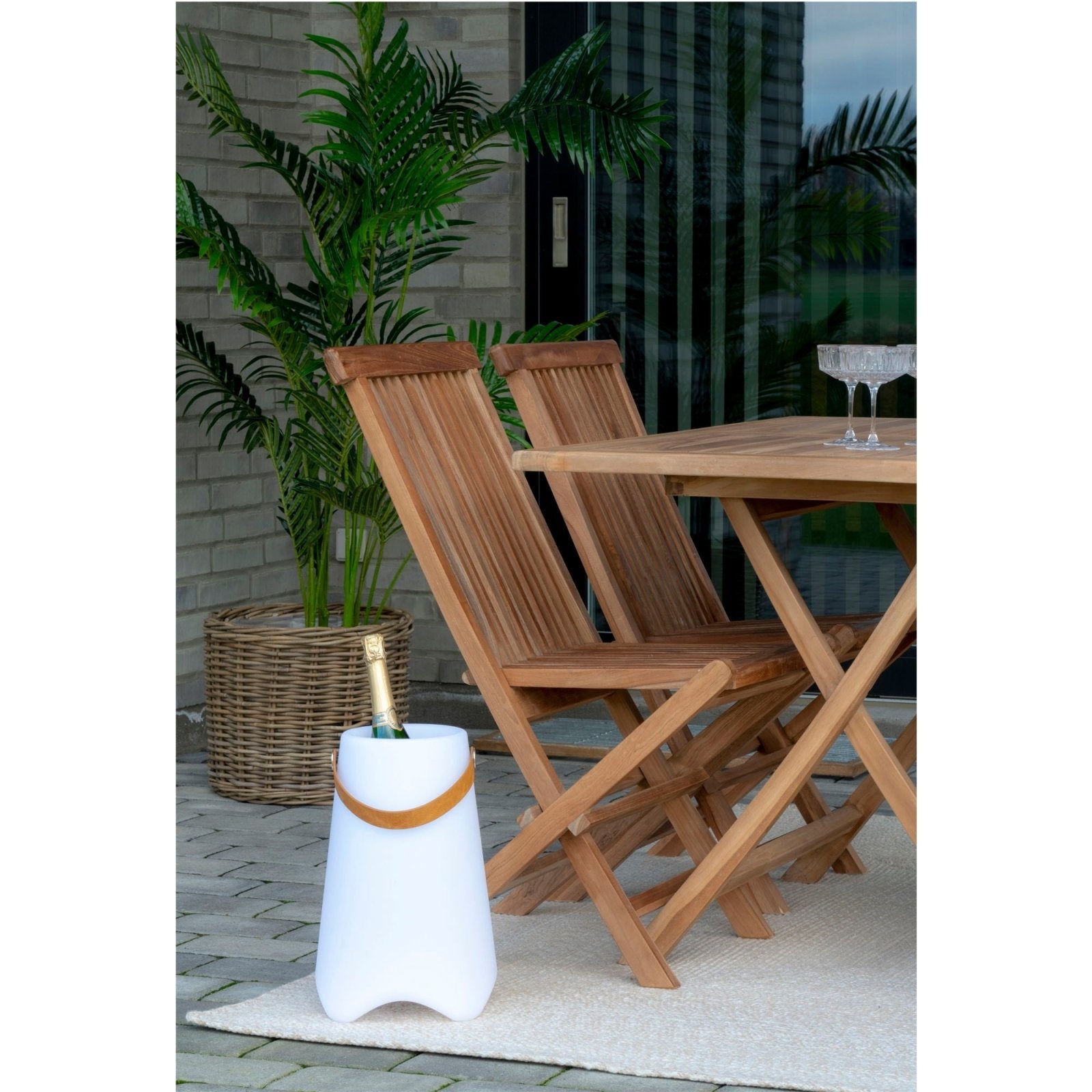 House Nordic Bristol LED - vinkyl, Vit - Azalea Home