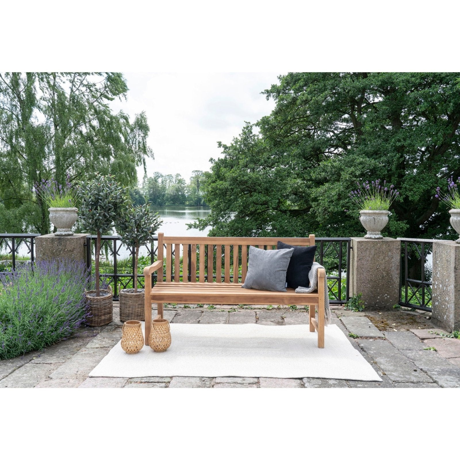 House Nordic Cabo Trädgårdsbänk, Teak - Azalea Home