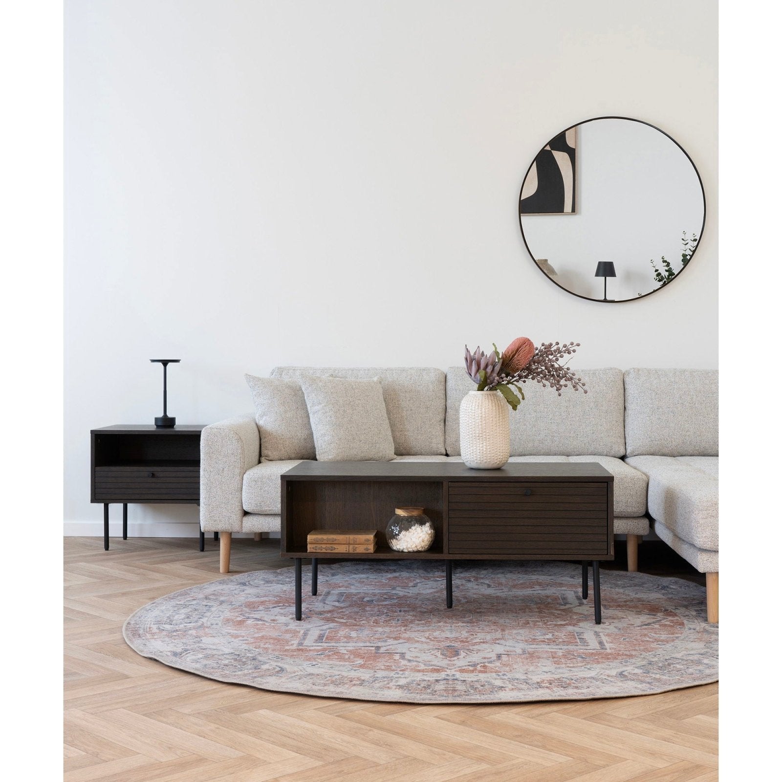 House Nordic Madrid spegel, Svart - Azalea Home