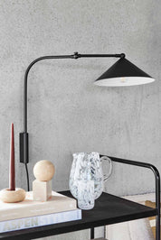 Kasa Vägglampa, Clay