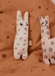 Rabbit Skallra, Nude