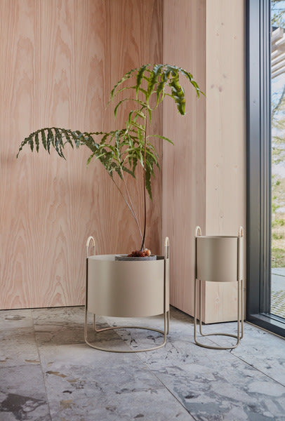 Maki Blomlåda - Hög, Clay