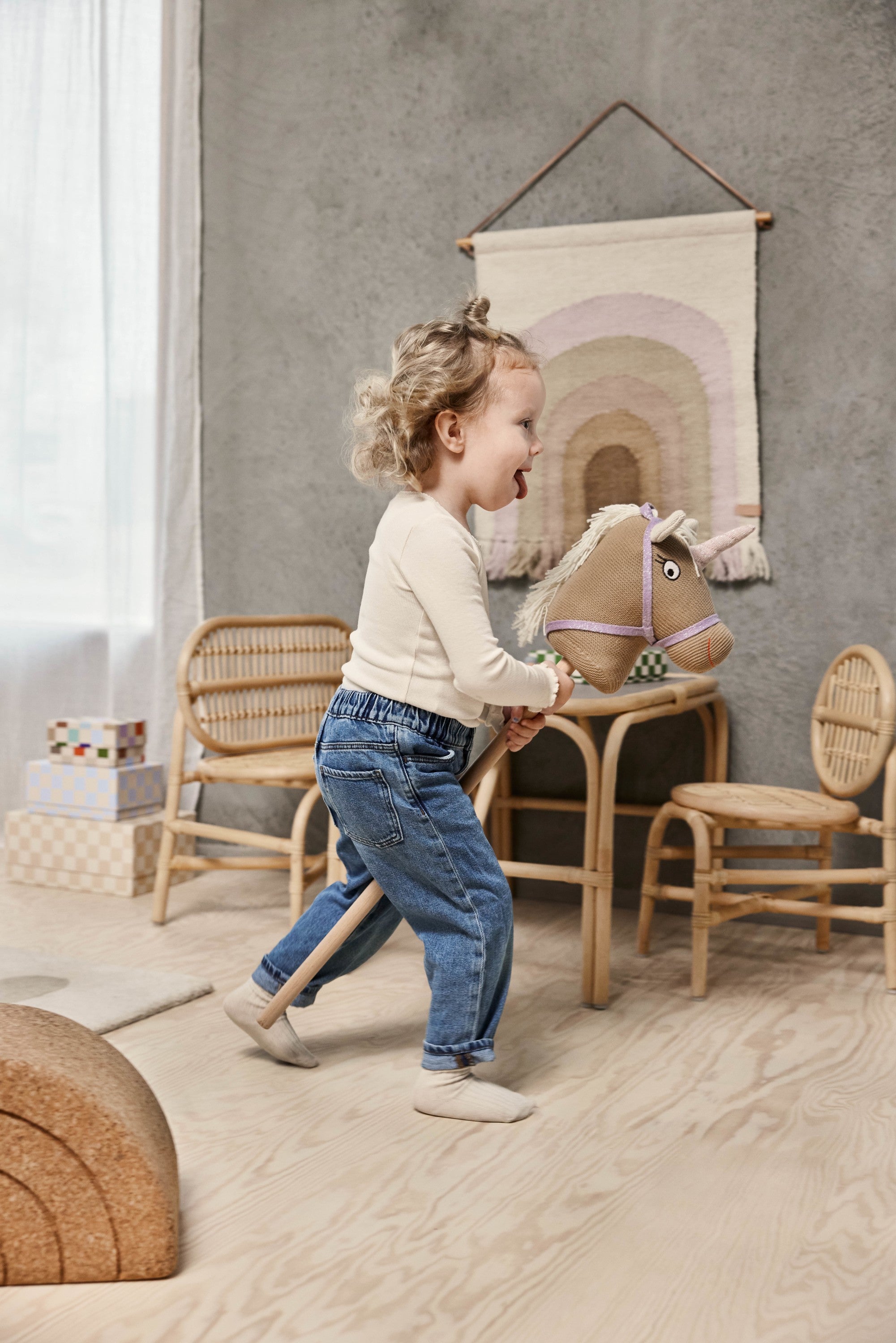 Ummi Unicorn Käpphäst, Multi
