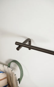 Pieni Toalettpappershållare, Browned Brass