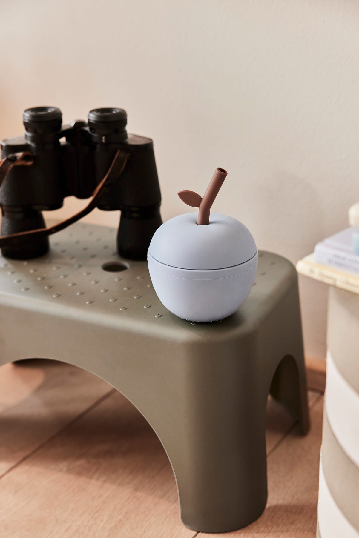 Apple Kopp, Dusty Blue