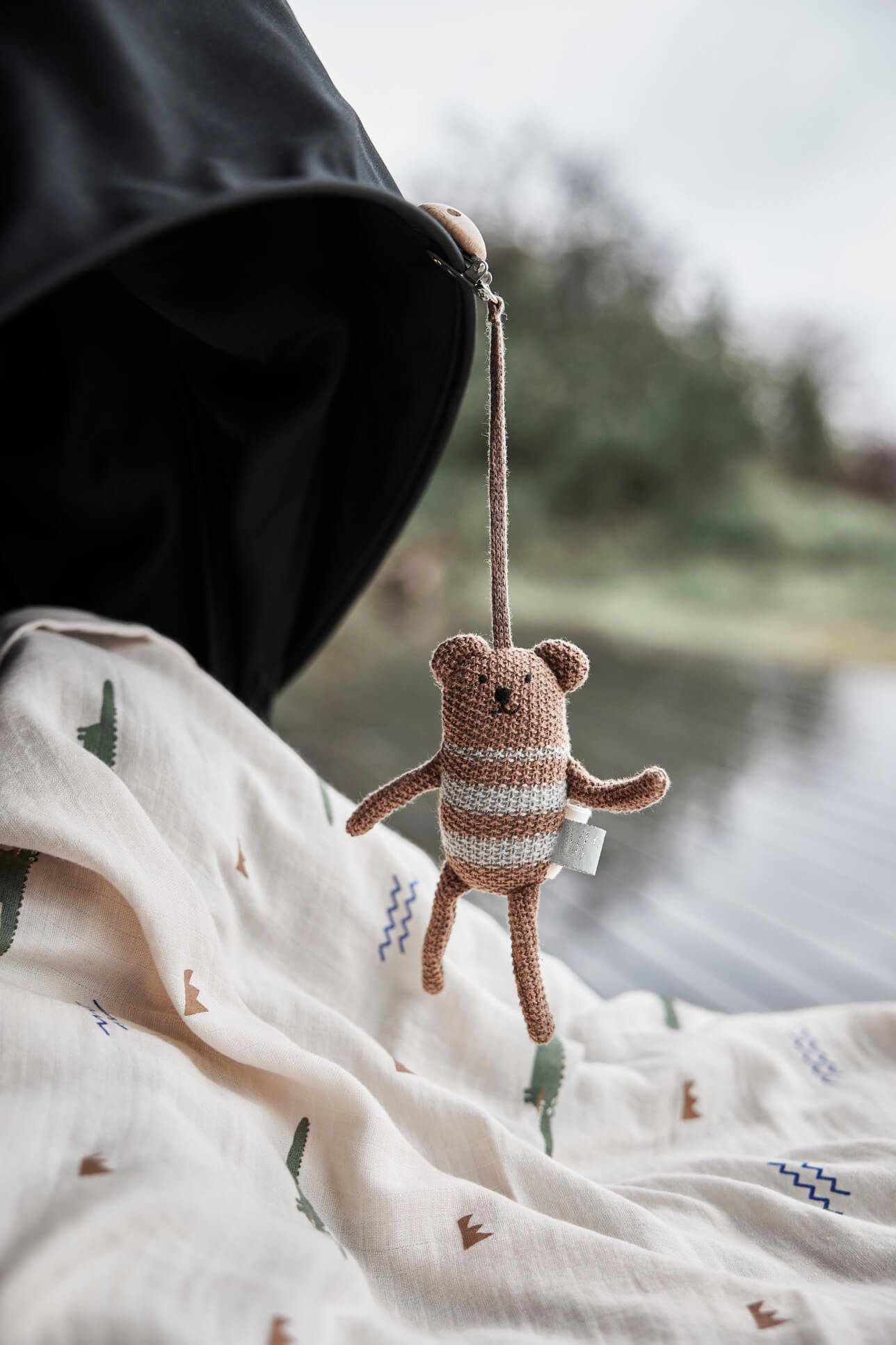 Bella Bear Barnvagnsleksak, Brun