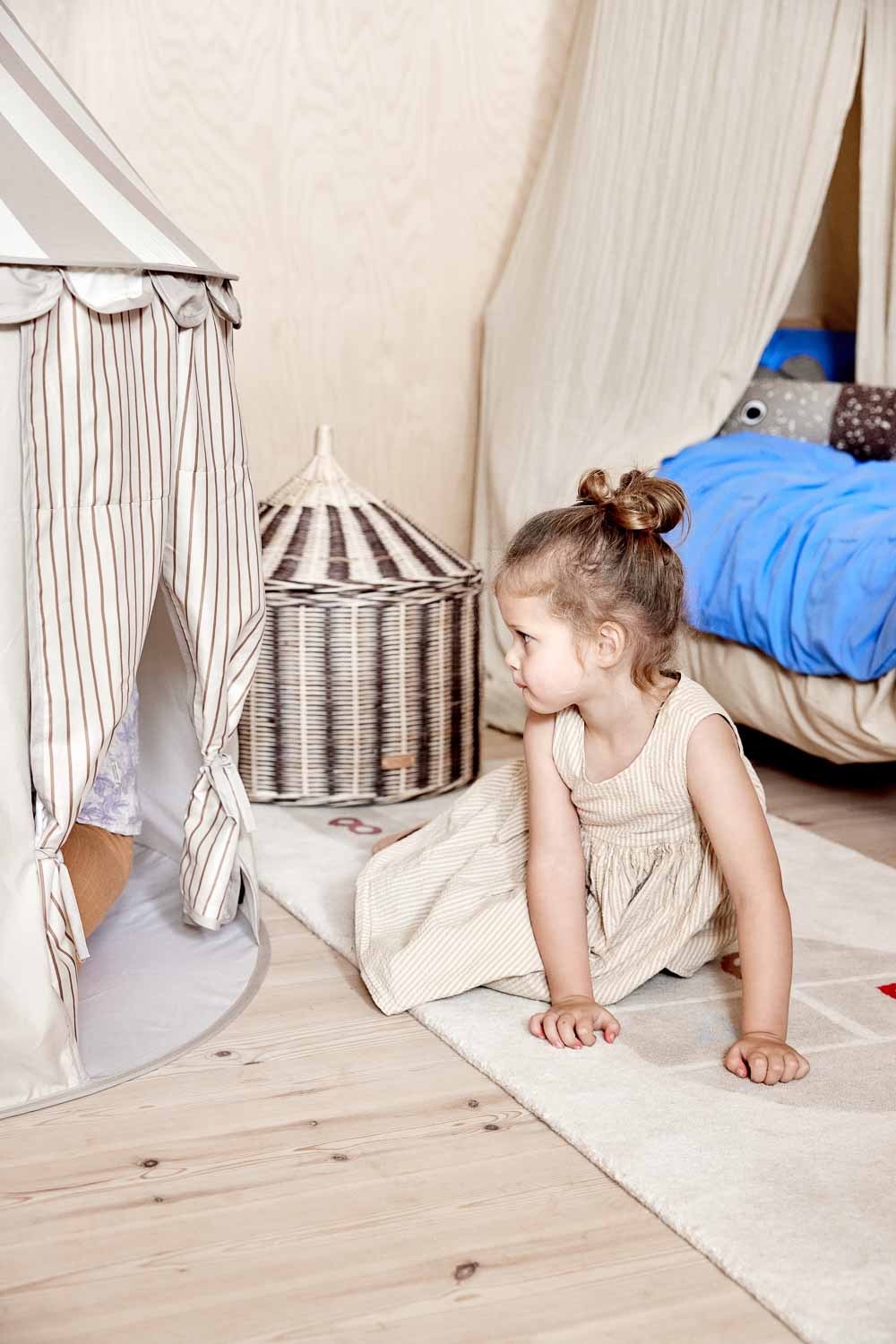 Circus Tent Lektält, Clay