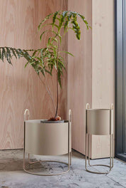 Maki Blomlåda - Hög, Clay