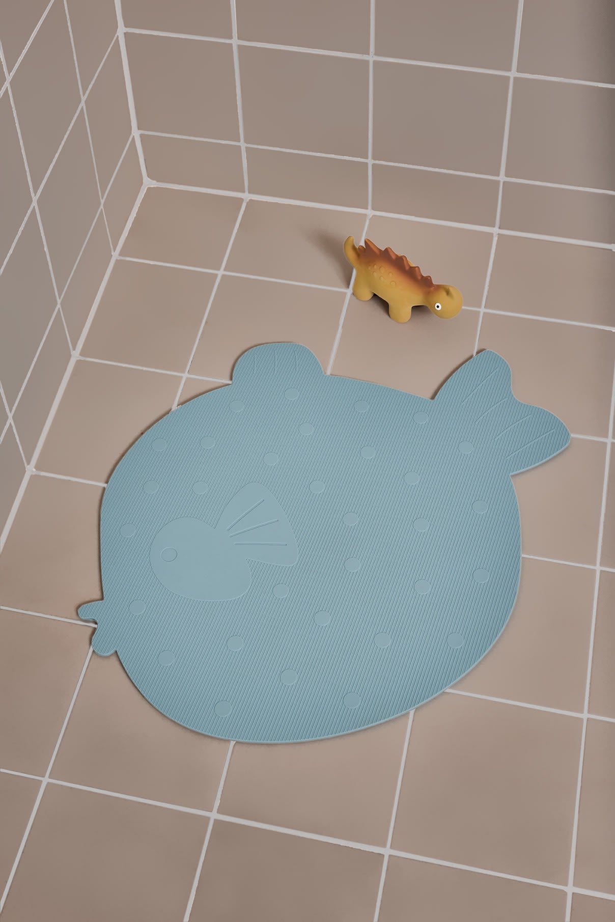 Little Finn Badmatta, Dusty Blue