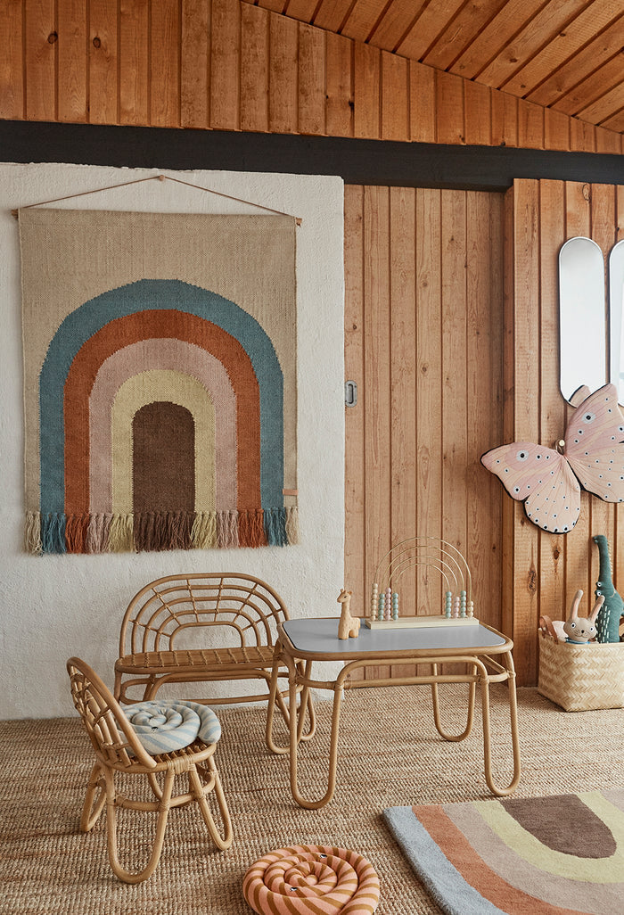 Rainbow Mini Barnbord, Natur
