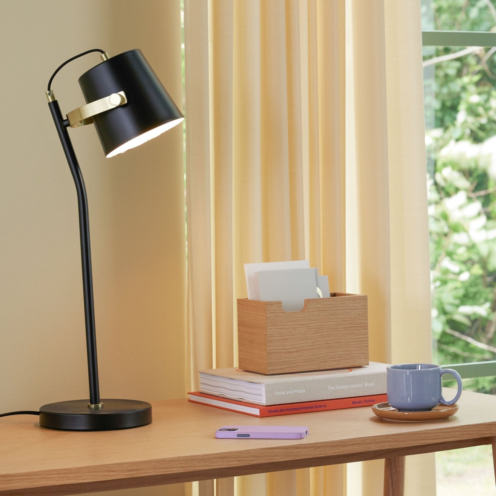 Hübsch Architect Bordslampa, Svart - Azalea Home