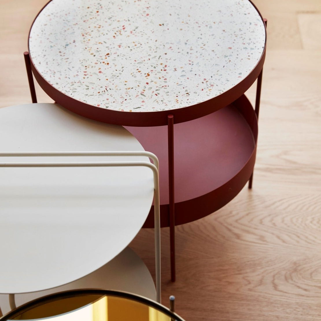 Hübsch Carry Sidobord, Ljusgrå - Azalea Home