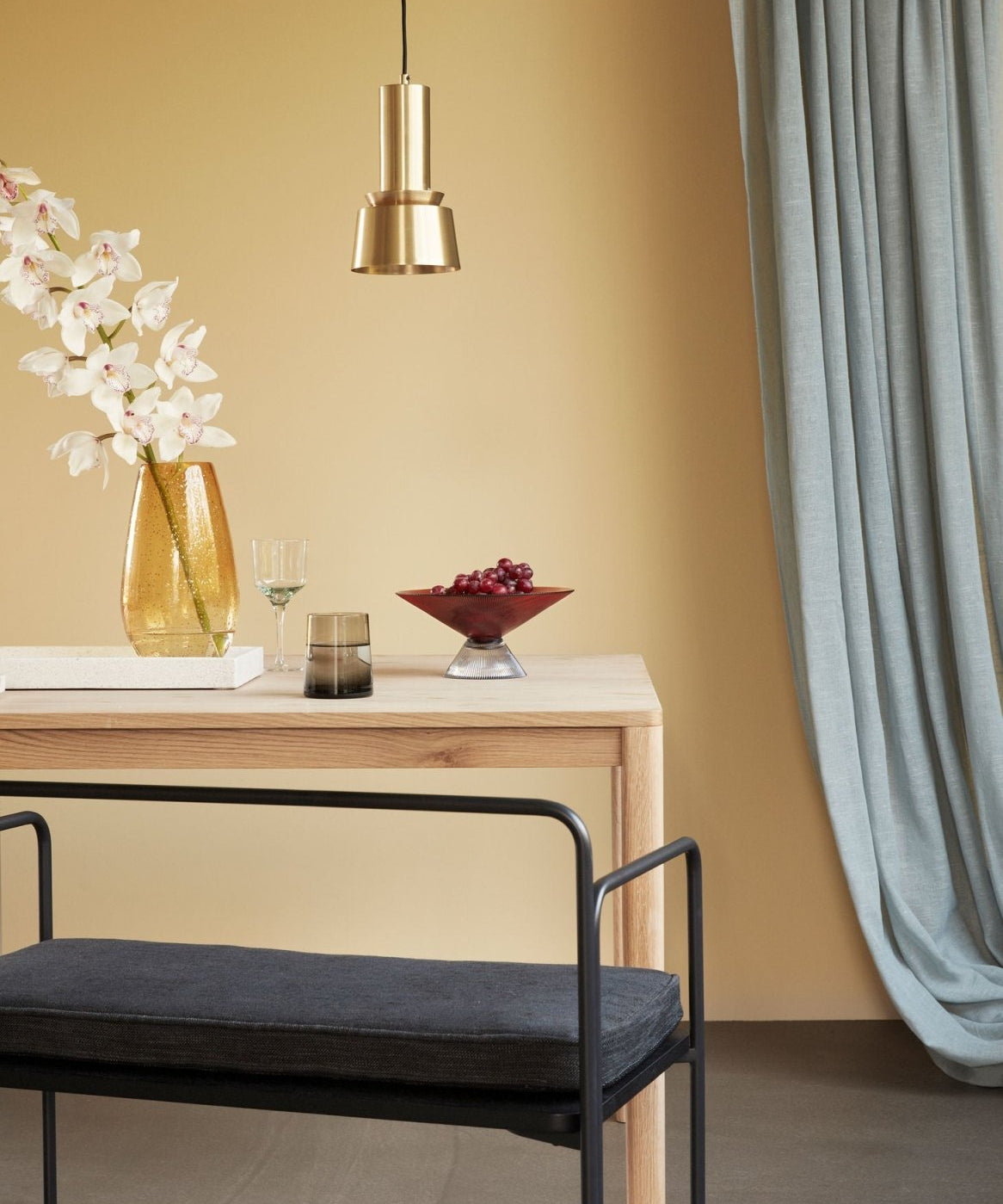 Hübsch Carry Sittbänk, Svart - Azalea Home
