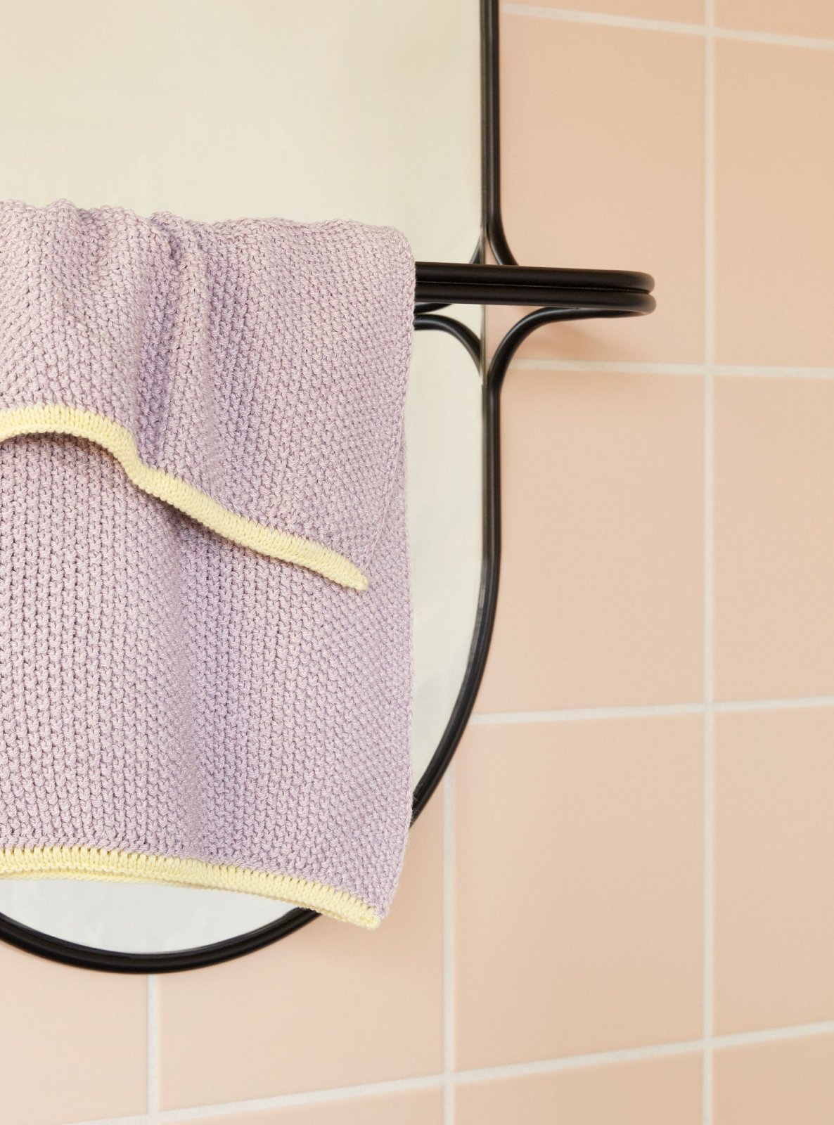Hübsch Carry Spegel Svart, 102 cm - Azalea Home