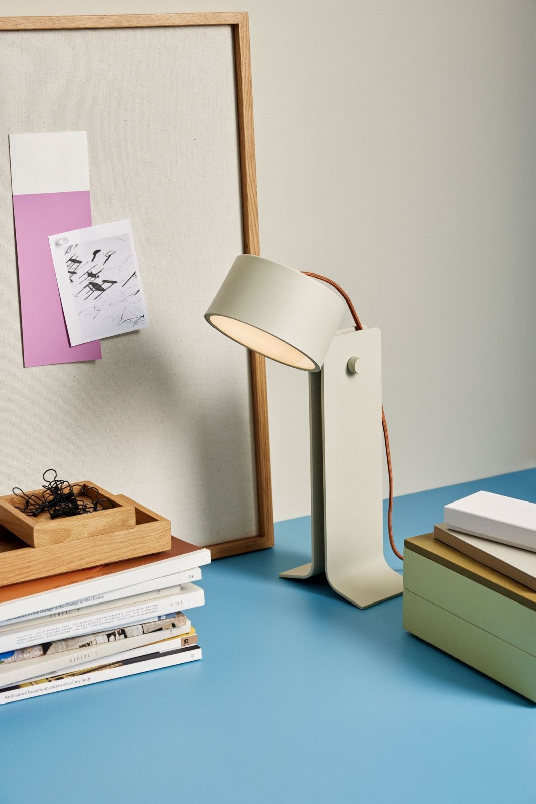 Hübsch Crea Bordslampa, Sand - Azalea Home