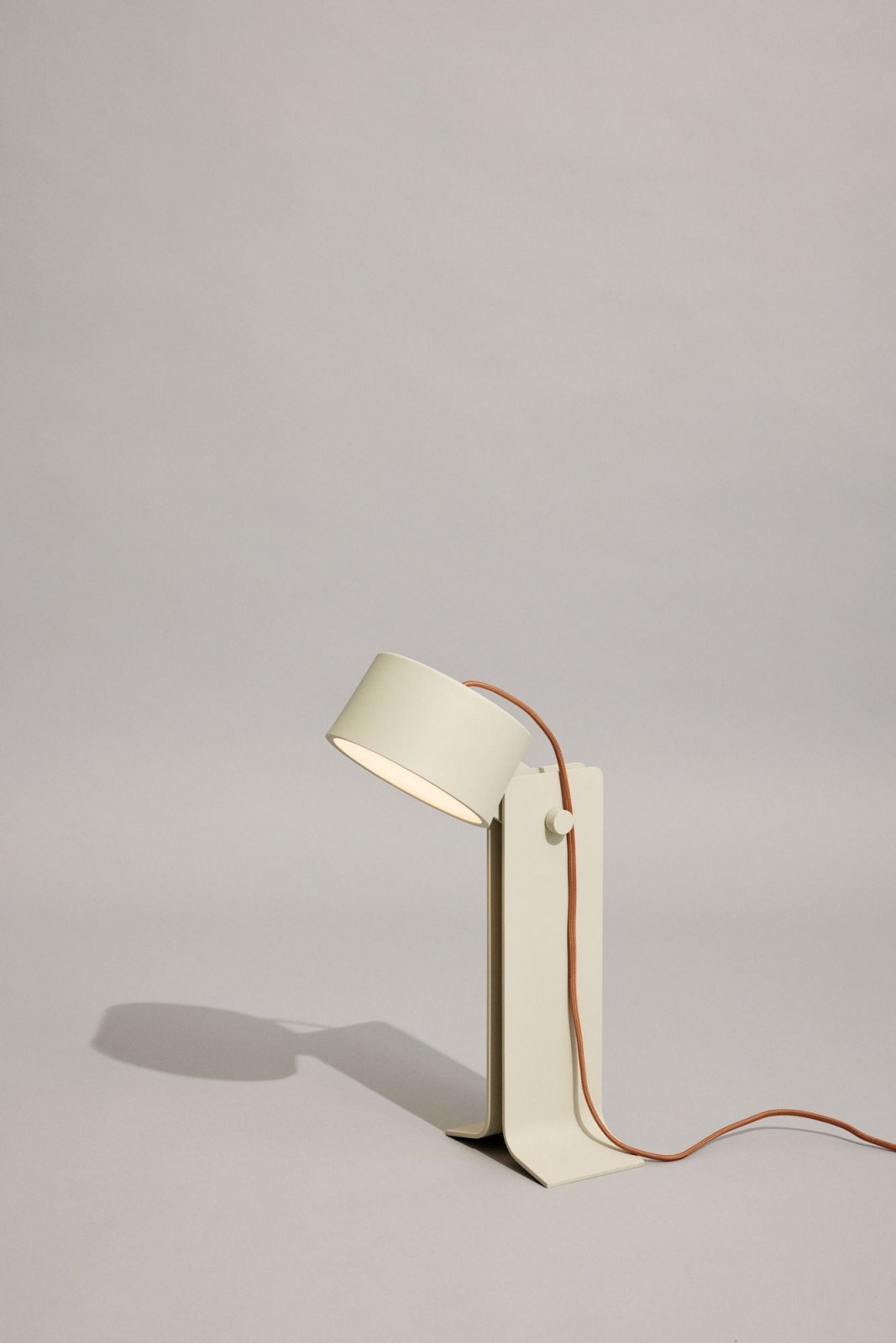 Hübsch Crea Bordslampa, Sand - Azalea Home