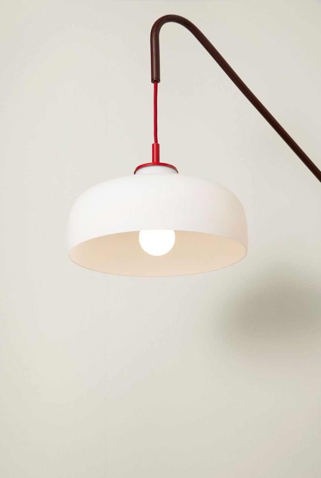 Hübsch Current Vägglampa, Röd - Azalea Home